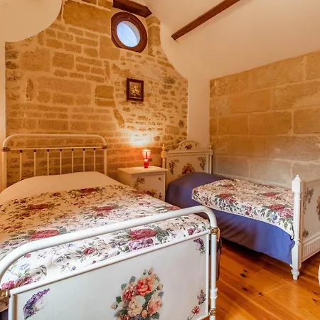 A Saint-georges Pres De - Fr-1-622-98 Holiday home *